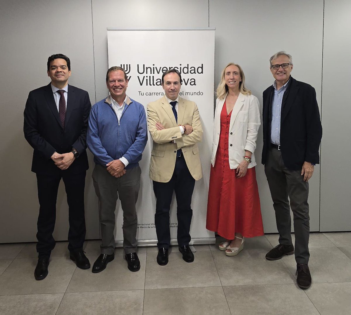 Felices de poder renovar un curso más parte de nuestros proyectos con <a href="/Univ_Villanueva/">Universidad Villanueva</a>