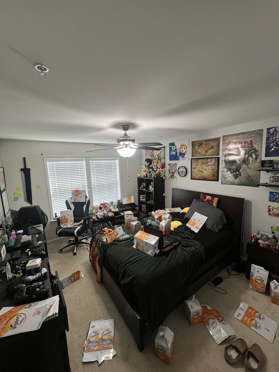 WF | Smooch tweet media