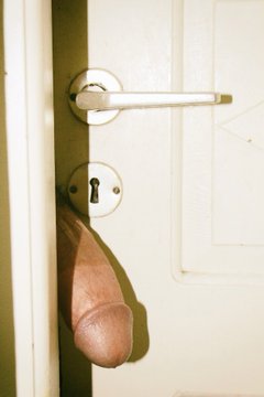 هناك نظره شرعيه😊
وهنا نظره زبيه🔥