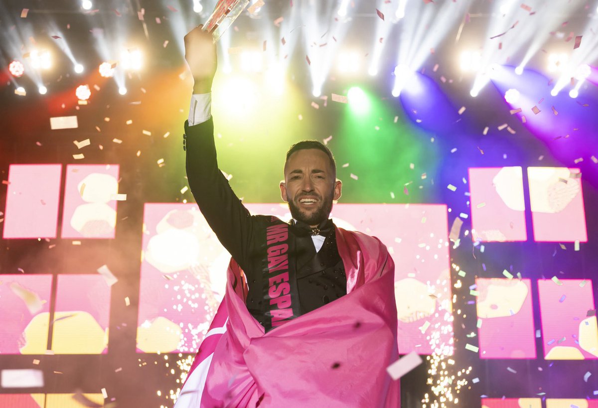 🏳️‍🌈 ¡Gandia, cuna de la diversidad y el orgullo! 

💜 Este fin de semana celebramos a lo grande el Gandia Pride y el certamen Mr. Gay Comunitat Valenciana 🌟 con grandes artistas como Yurena, Soraya o Nebulossa. 

¡Gracias a todxs por hacerlo inolvidable! 💕

Fotos: Àlex Oltra