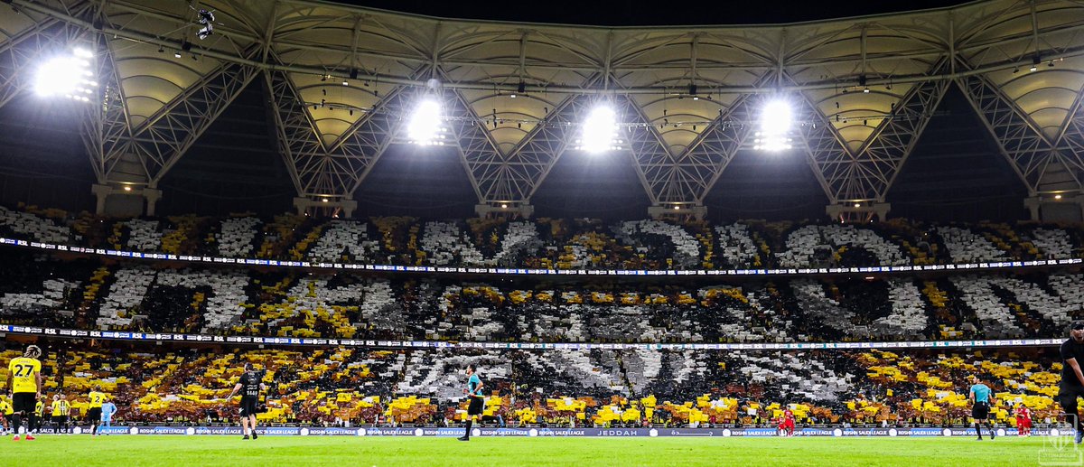 📸| لا يحدث في كل موسم 🥶