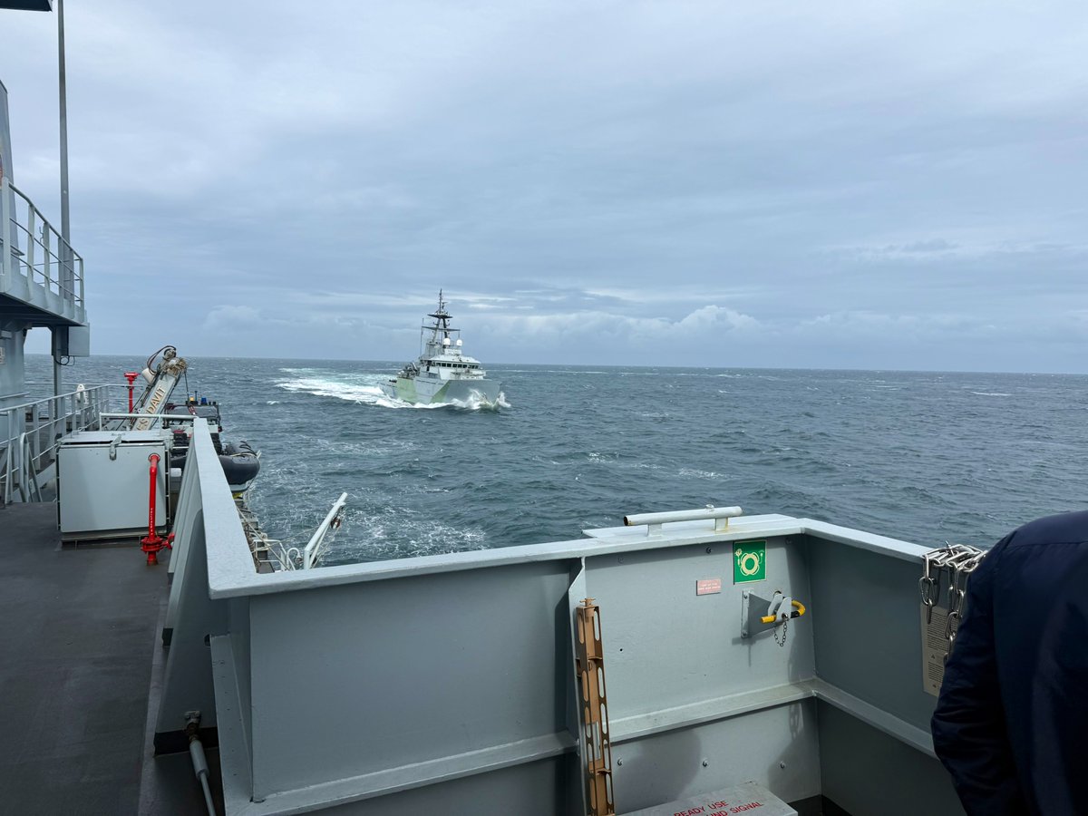 hms_mersey's tweet image. Great to RV with @HMS_Tyne at sea today — always a welcome sight and a great opportunity to show just how agile our ships really are. #RoyalNavy #alwaysjoinfromahead #lookmagnificent #betterneverstops