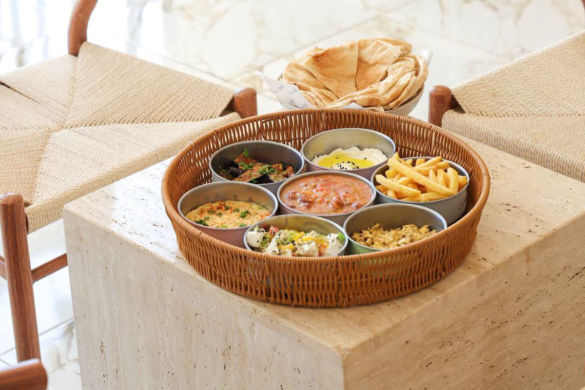 restaurant9Tab's tweet photo. مطعم ( تومز) 
📍حي المروج( بوليفارد المروج) 
مطعم مميز ولذيذ يقدم ( فطور + غداء +عشاء) 
جربوه وشاركونا تجاربكم🤩🤙 https://t.co/1hzKNh4FPL