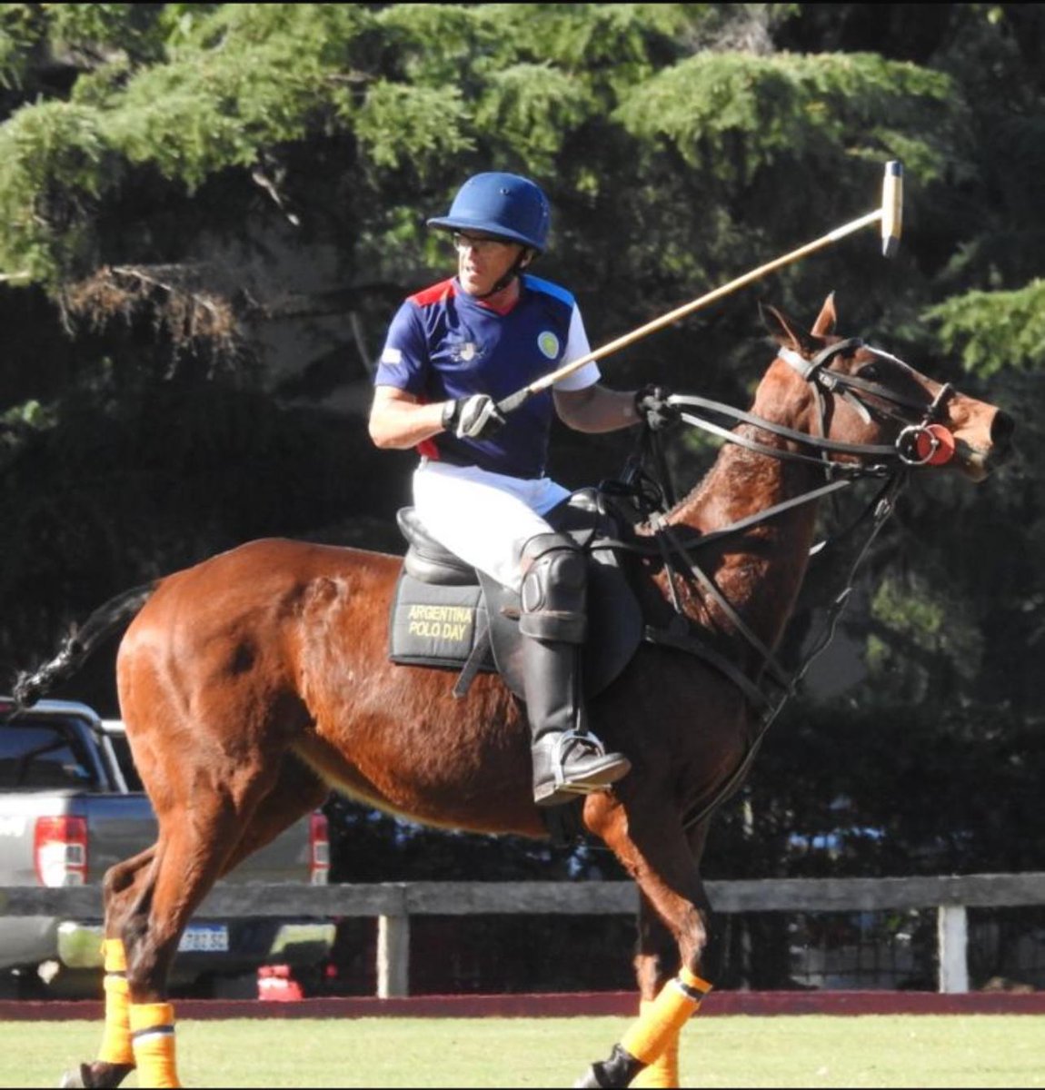 Se jugó en Palermo el 65vo Aniversario de la Misión Militar de la Embajada de USA.
Sol de Mayo vs Stars and Stripes 
Un encuentro entre Argentina y EE.UU., en donde nuestros caballos se lucieron una vez más! 

#ArgentinaPoloDay #poloargentino #polomilitar #polo #camadareria
