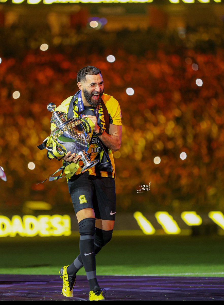 KA_20l's tweet photo. 💛💛💛💛💛💛💛💛💛🖤🖤🖤🖤🖤🖤🖤🏆🏆🏆🏆🏆🏆🏆🏆🏆🏆🏆🏆🏆🏆 #الاتحاد_بطل_اقوى_دوري https://t.co/HGw6ojqNZ0