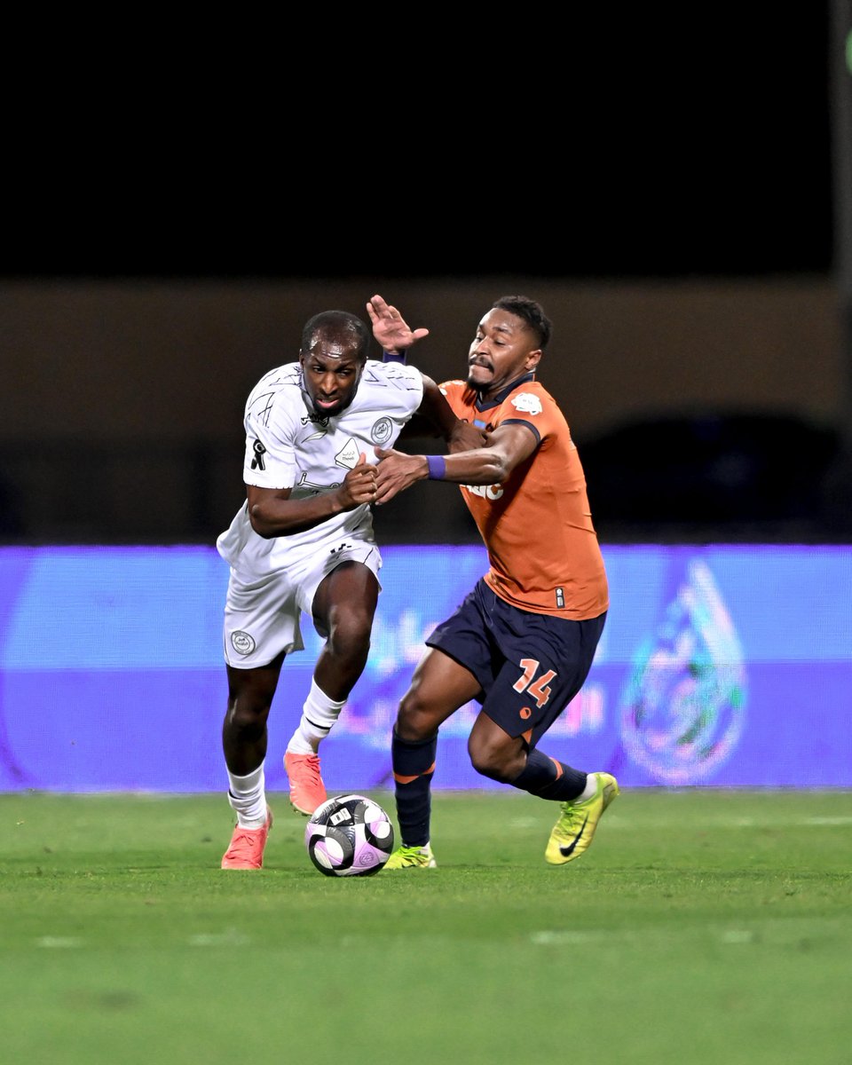 🔛 بداية الشوط الثاني
#الشباب 1 🆚 الفيحاء 0
⚽️ بونافينتورا

#يلا_شباب | #الفيحاء_الشباب