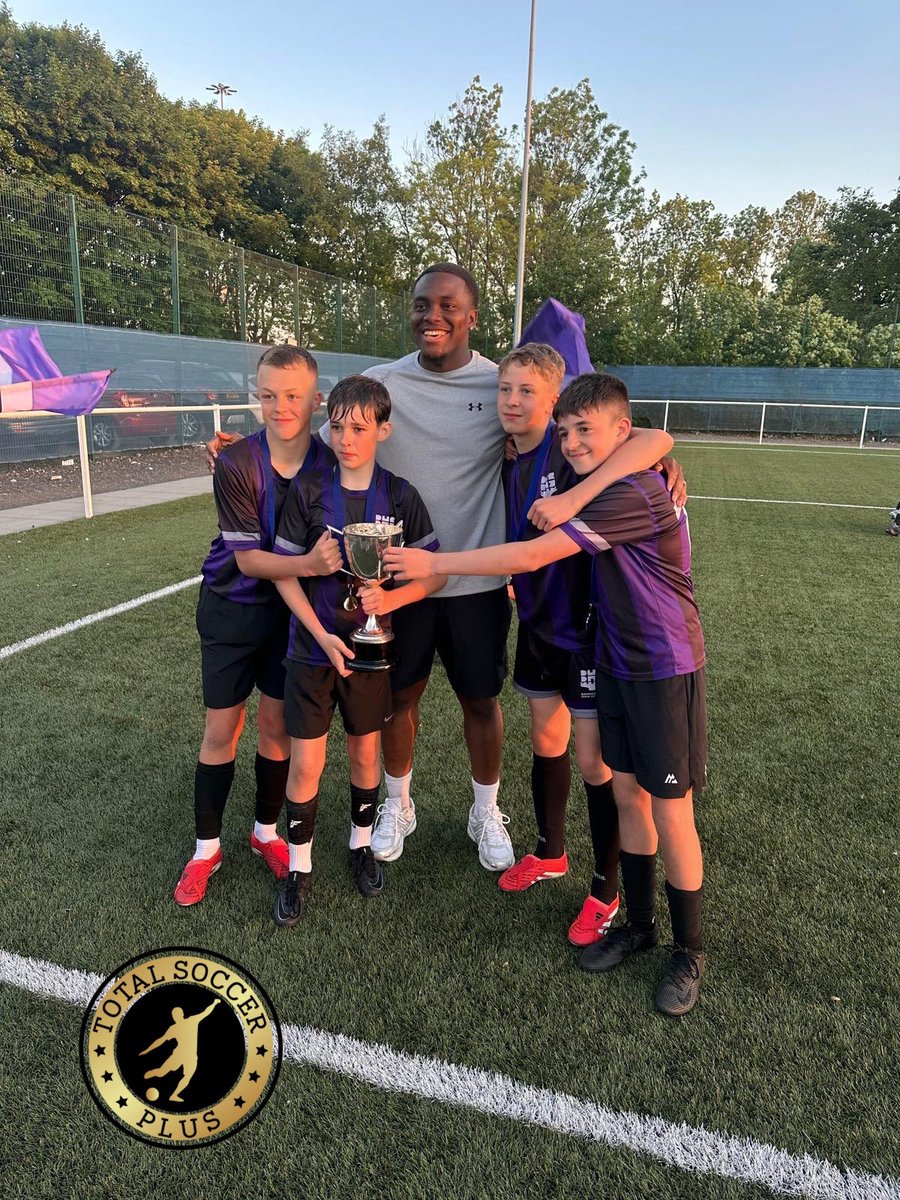 TSP_coaching's tweet photo. CASTLE CUP CHAMPIONS 🏆

4 TSP Coaching players stepped up big in Bannerman’s S1 victory over Holyrood — 2-2 at full-time, decided on penalties at New Tinto Park. Dylan and Oliver buried theirs under pressure, while Ollie and Blair made up the spine of the team 💪

Congrats team! https://t.co/yn9bbrmdFr