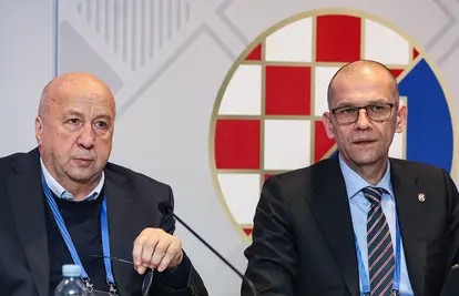 "I u ovom trenutku kad je napravljen rezultatski podbačaj, a vjerojatno su nas i stative dijelile od naslova što je dio sporta, netko treba preuzeti odgovornost. Ja sam kao dopredsjednik i jedan od lidera svakako na kraju i odgovoran."
Bravo, neka se ugledaju i drugi. 👏