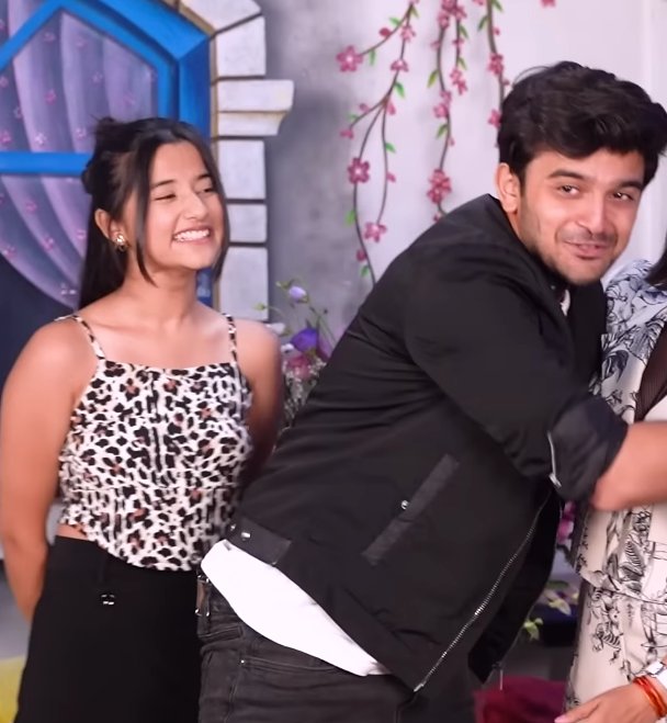 aurrishtxsukoon's tweet photo. These frame😭🥹🫶
#PravishtMishra #AurraBhatnagarBadoni
#Aurrisht https://t.co/S6q0lgSjCu