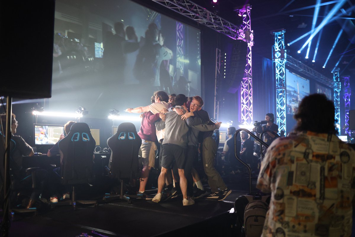 gdin_mk's tweet image. Momocon 2025 2v2 win w/ @Artisuno ! GGs all and huge s/o to the TOs, casters, techs, @Ridingmypidgey for his stunning photography, and my ARC homies for the support. Incredible experience overall and I'm very glad to have met so many amazing people from the comm! #SFC #PipeUp⬆️