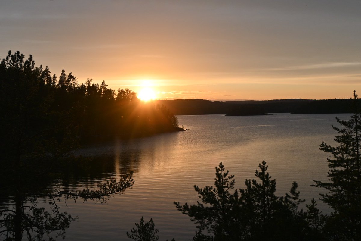 Hyvää yötä ! #keskisuomi #Korpilahti päivä on jo pitkä.