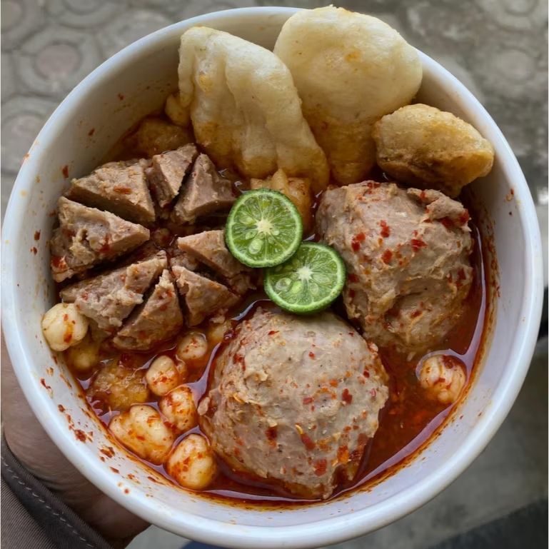 itapuji_'s tweet photo. Bakso bocirat jumbo, cocok untuk cuaca dingin, malam ngemil https://t.co/sPSdlz4uxd https://t.co/ey6QiPK1Qx