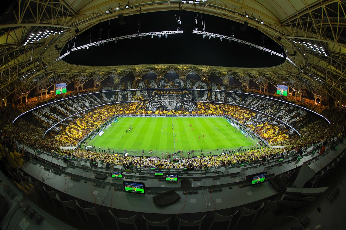 aawsat_spt's tweet photo. 🏟️ تيفو جماهير #الاتحاد ليلة التتويج باللقب 🏆

#الاتحاد_ضمك 
#الدوري_السعودي_للمحترفين https://t.co/nZ26vNXxY8