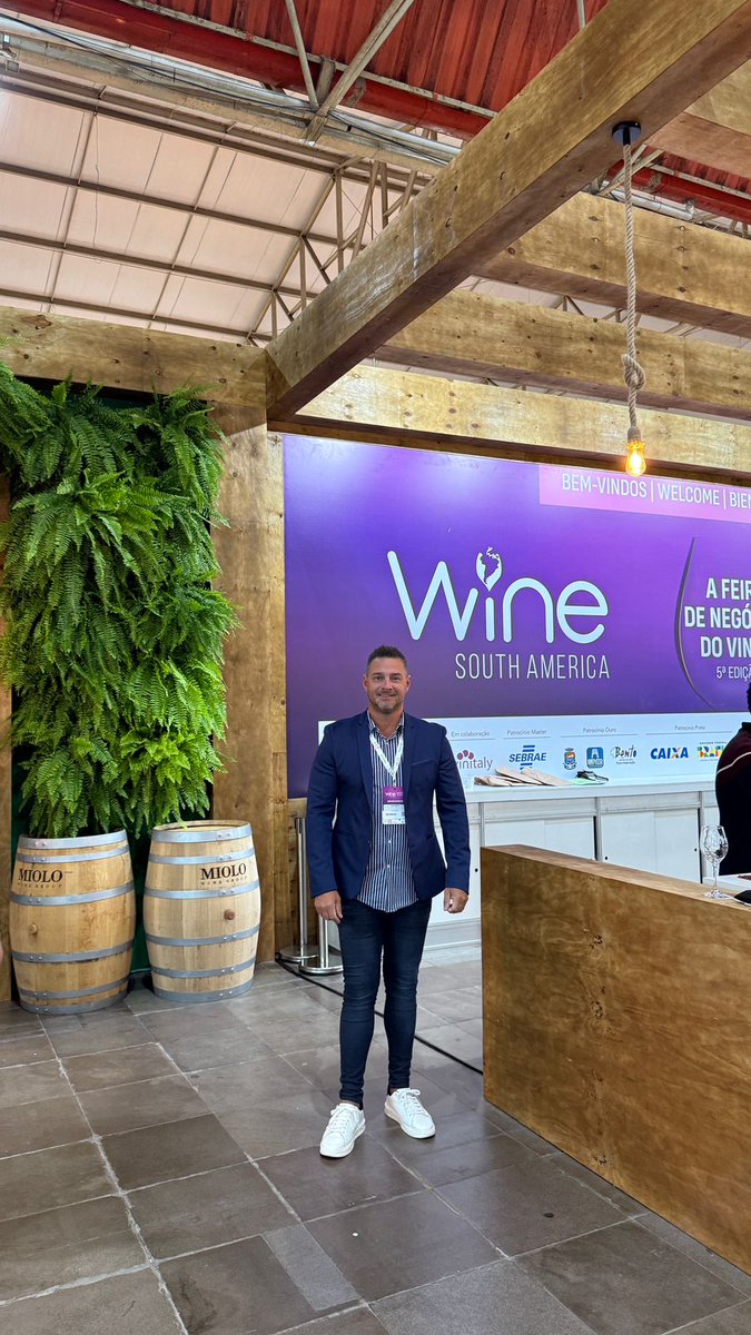 Del 6 al 8 de mayo el ICE Agencia de San Pablo organizó el Pabellón de Italia en la Feria Wine South America de Brasil. Invitamos a "International Wine &amp; More" que participó en la ronda de negocios B2B con más de 50 bodegas de Italia!
<a href="/icesanpaolo/">ITA Brasil</a>
<a href="/ITAtradeagency/">Italian Trade Agency</a>