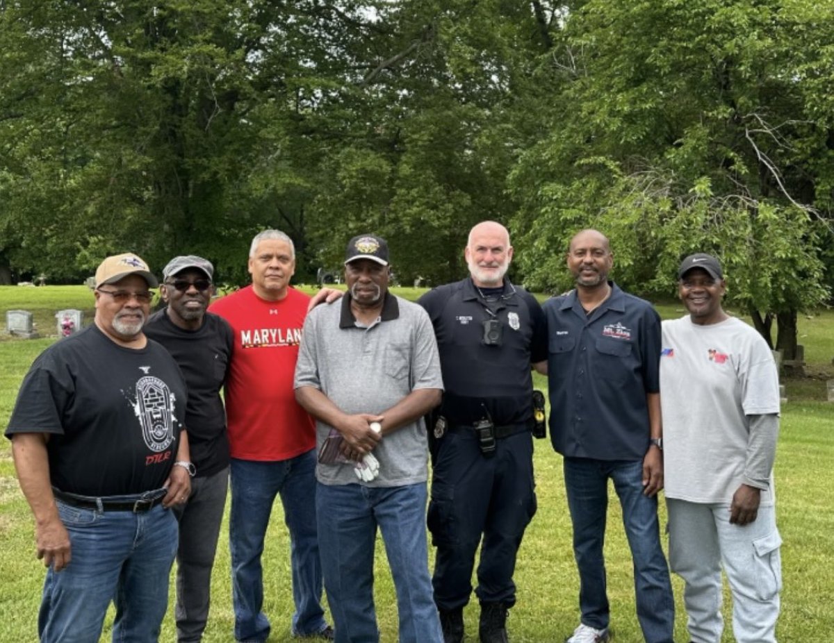 AACOPD's tweet photo. Today, Corporal Middleton attended the Mt Zion United Methodist Church Memorial Day Celebration. 

Special thanks to Corporal Middleton and the church and community members who cleaned the gravesite headstones and laid flowers on veterans' graves in the church gravesite. Family members enjoyed grilling out and celebrating their veteran heroes. #CommunityMatters