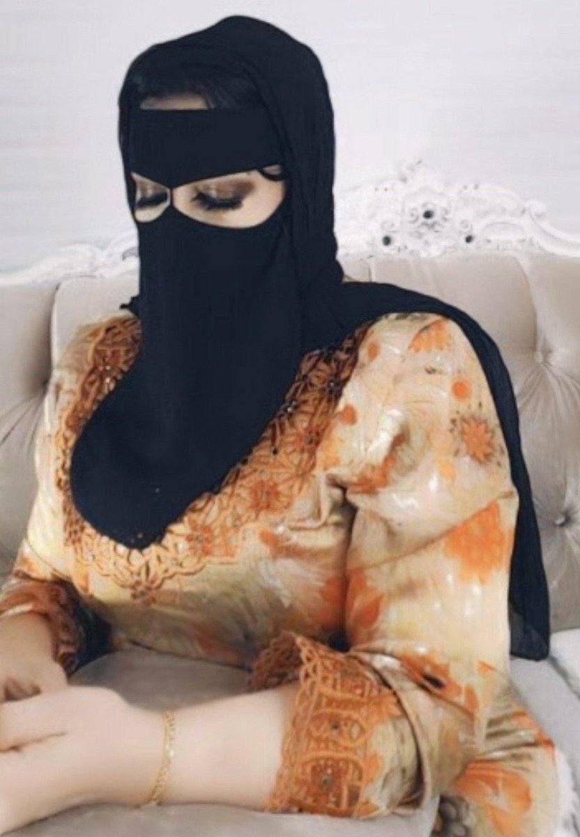 مطيريه ثريه
الجنسيه كويتيه
العمر ٤٦
البشره بيضاء مربربه ومنسيه
عندها بيت وخدامه
مهتمه بجمالها الحاله الماديه ممتازه
الوزن 71 الطول 166 
لايوجد شروط 

#بث_مباشر 
#الهلال_القادسيه #الاتحاد_ضمك #النصر_الفتح 
#ضمك_الاتحاد #القادسيه_الفحيحيل