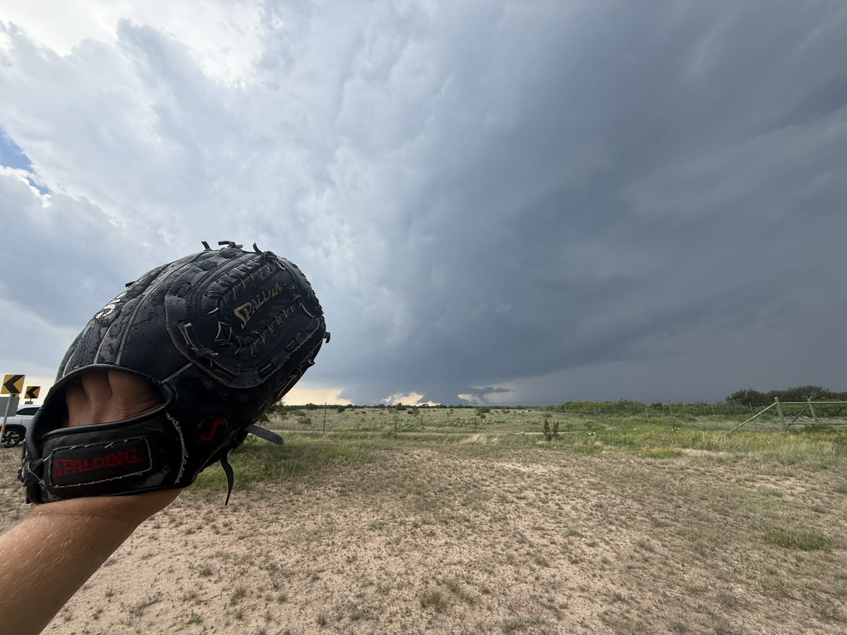Warned for baseballs, I’m ready for this #txwx