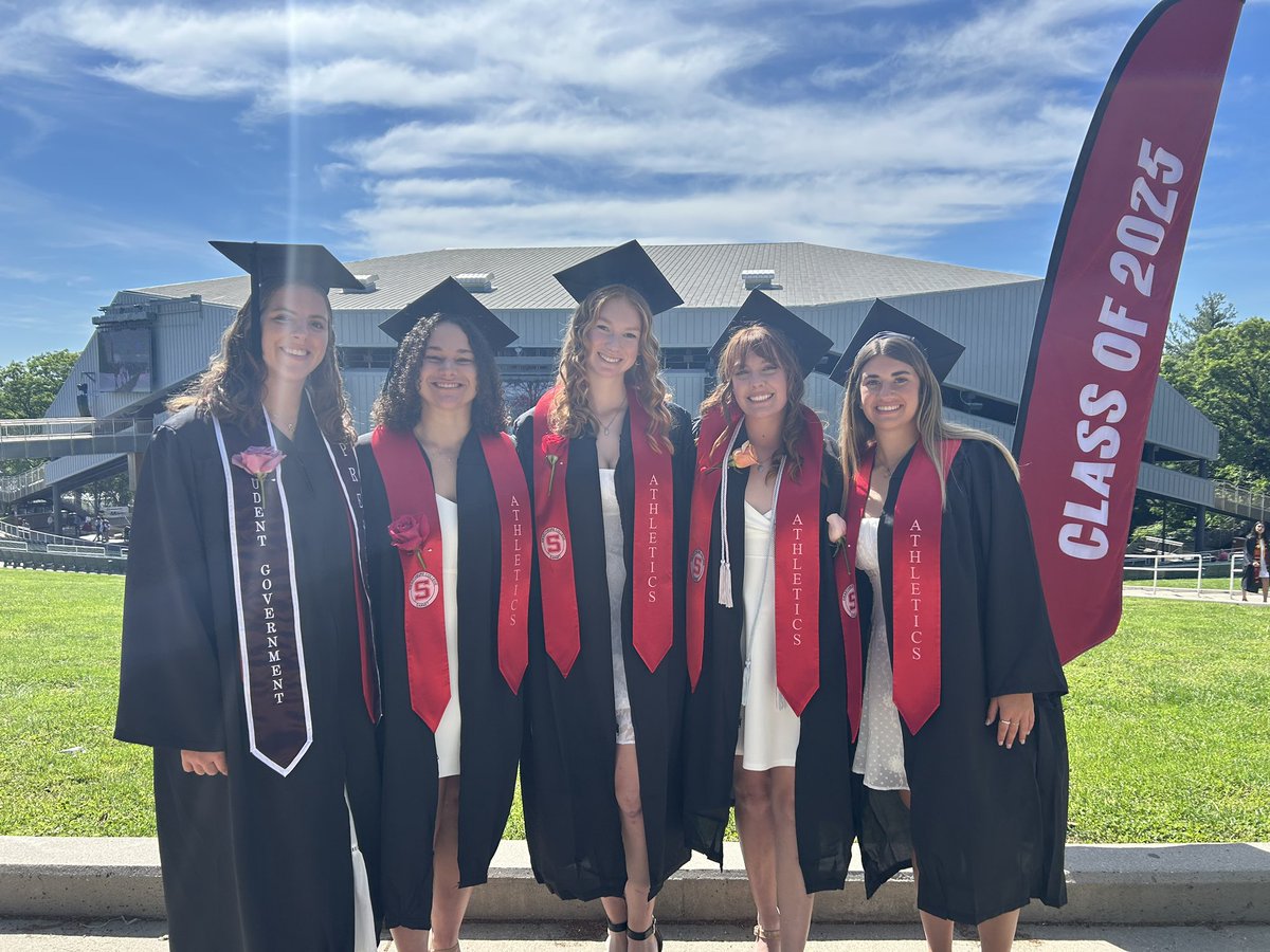 Congrats to Grace, Olivia, Emily, Jordan, and Sarah! So excited to see what your future holds! ❤️