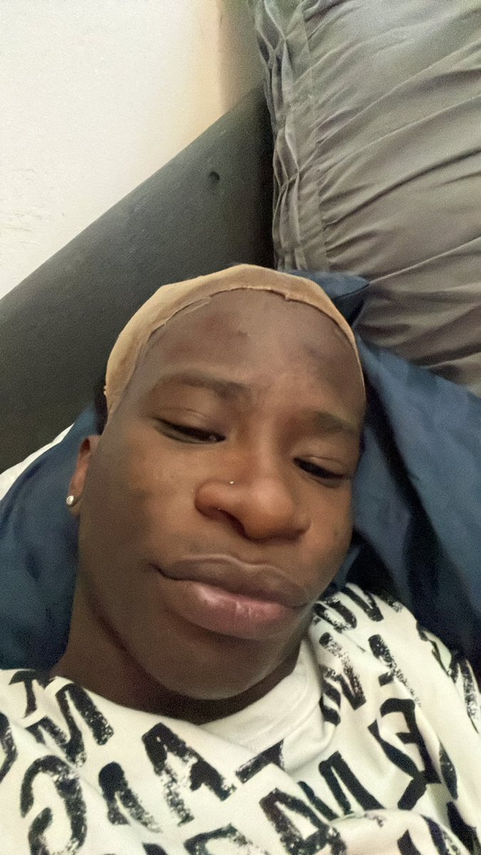 1ov1aire's tweet photo. “I only fw you” https://t.co/UGaH8lo8pi