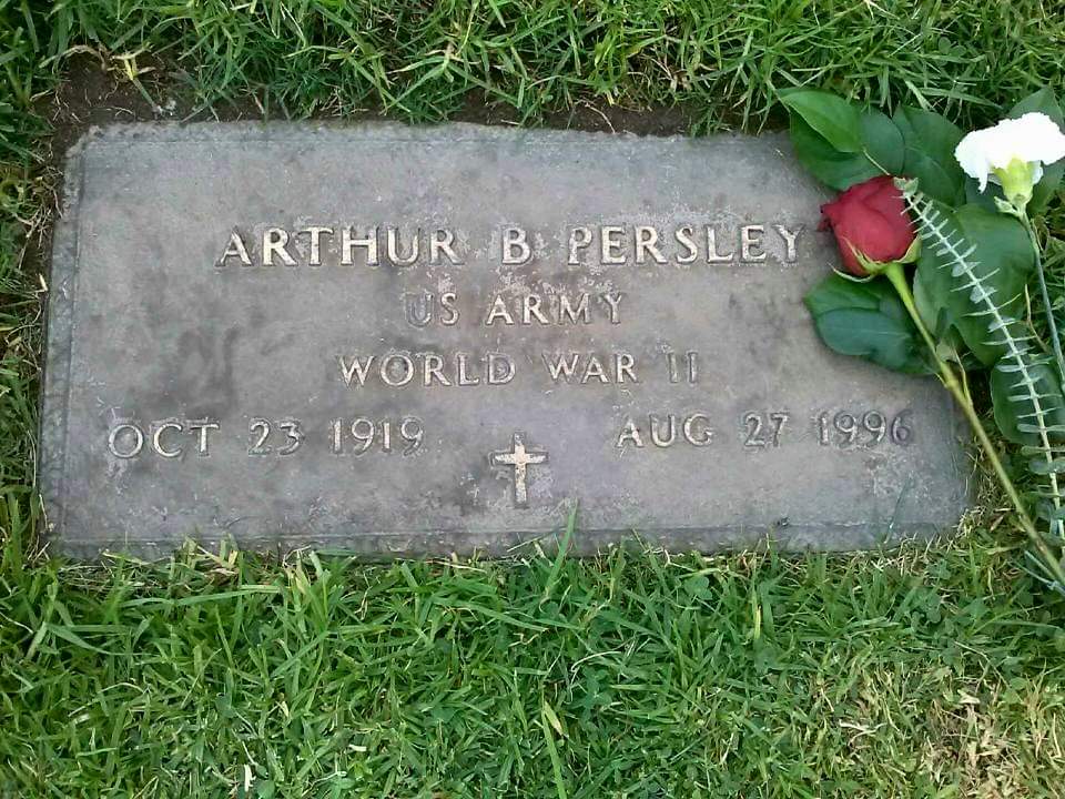 PersleyCm's tweet photo. Remembering a "Hall Of Fame" 5x 🌎 champion golden globe Olympic gold medal hopeful loving father decorated hero US veteran and awesome soul. Thnx Dad 4 everything.🌟x70  Miss&amp;💗U,💞&amp;XO's from the grandkidz! 😙😚😘  Eternal❤️&amp;Blessings🙏🏽💞👏😎 https://t.co/QRz5n4Anb7