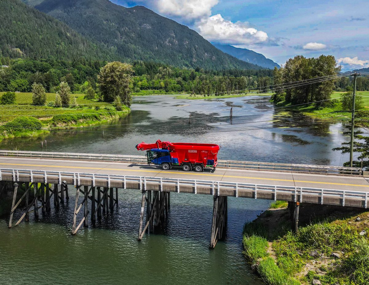 🍁Growing strong in Fraser Valley BC! SILOKING Canada’s weekend delivery. TMR solutions that are built to last. 
•
•
#silokingcanada #siloking #TMRmixer #selfpropelled #trailedmixer #feedingtechnology 
#farming #totalmixedration #canadian #putnam #simplyintelligentfeeding