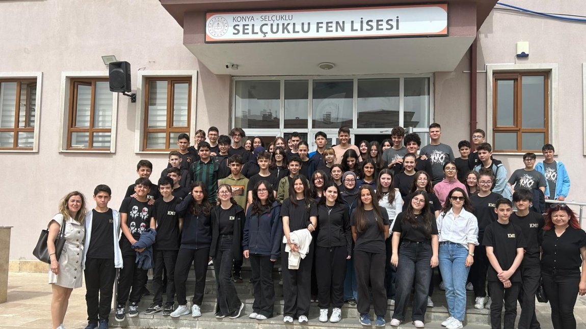 SELÇUKLU FEN LİSESİ (@selcuklufl) on Twitter photo SELÇUKLU KAŞGARLI MAHMUT ORTAOKULUNU AĞIRLADIK!
Selçuklu Fen Lisesi olarak, Selçuklu Kaşgarlı Mahmut Ortaokulu ikinci grup öğrencilerini ve öğretmenlerini ağırlamaktan büyük mutluluk duyduk. <a href="/kasgarli__oo/">Kaşgarlı Mahmut Ortaokulu</a>
.
.
.
.
#LGS2025 #lise #konya SELÇUKLU KAŞGARLI MAHMUT ORTAOKULUNU AĞIRLADIK!
Selçuklu Fen Lisesi olarak, Selçuklu Kaşgarlı Mahmut Ortaokulu ikinci grup öğrencilerini ve öğretmenlerini ağırlamaktan büyük mutluluk duyduk. <a href="/kasgarli__oo/">Kaşgarlı Mahmut Ortaokulu</a>
.
.
.
.
#LGS2025 #lise #konya