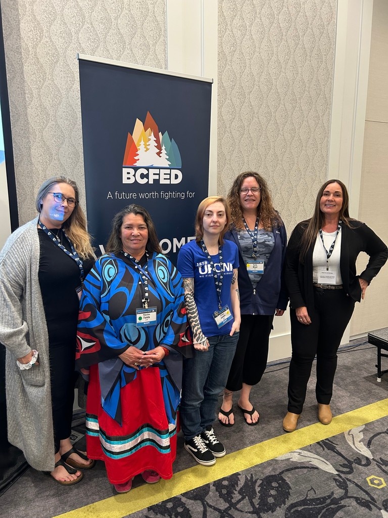 UFCW_1518's tweet image. Shout out to our members who joined Secretary-Treasurer Ronda Melbourne at last week's BCFED Regional Conference in Kelowna! This was a great chance to bring together unions from across the Okanagan to discuss climate justice, reconciliation, and the power of young workers ✊