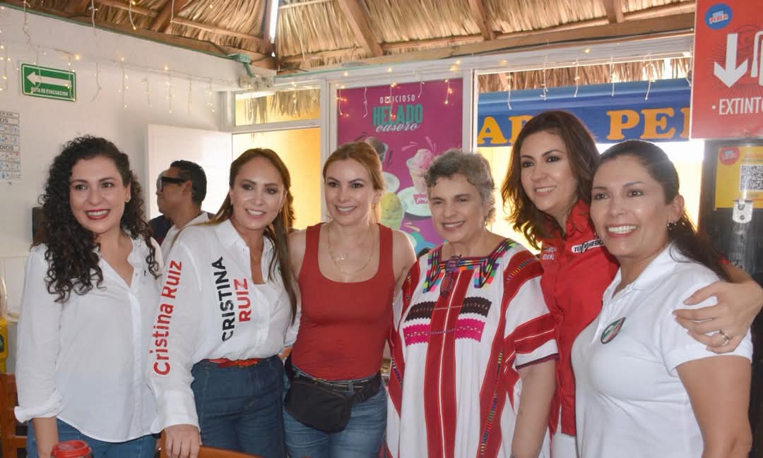 KarlaCortésT (@karlacortest) on Twitter photo Seguimos en el Puerto de Veracruz
El priismo mexiquense presente!!!
A ganar!!
<a href="/PRI_EDOMEX/">PRI Estado de México</a> Seguimos en el Puerto de Veracruz
El priismo mexiquense presente!!!
A ganar!!
<a href="/PRI_EDOMEX/">PRI Estado de México</a>