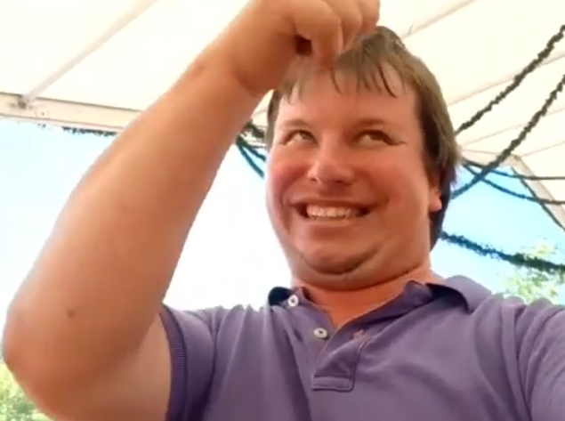 Ich wenn ich merke dass ich noch ein Bier im Kühlschrank habe