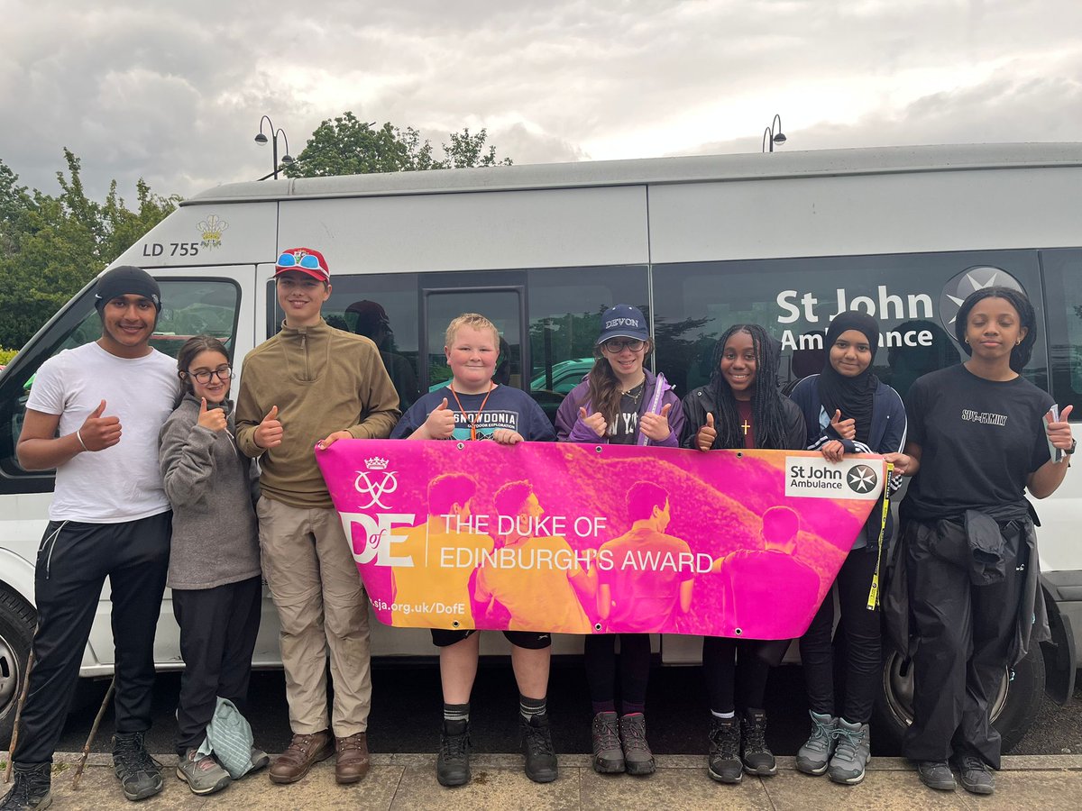 RichSalter's tweet image. An amazing weekend in Epping Forest! We had two Bronze Qualifying @DofE teams and a Silver Practice team from London, plus a Silver Qualifying team from Cambridgeshire—all did brilliantly! 🥾