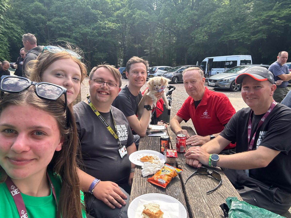 RichSalter's tweet image. An amazing weekend in Epping Forest! We had two Bronze Qualifying @DofE teams and a Silver Practice team from London, plus a Silver Qualifying team from Cambridgeshire—all did brilliantly! 🥾