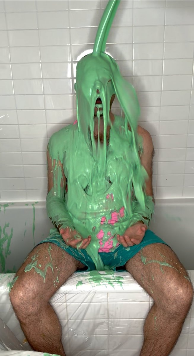 PiedTargets's tweet photo. Made @MessyBiGuy say that magic phrase that prompts a classic sliming. Do you remember what it is? 

Stay tuned for upcoming vids for our collab 😝 https://t.co/un0y0ORE1n