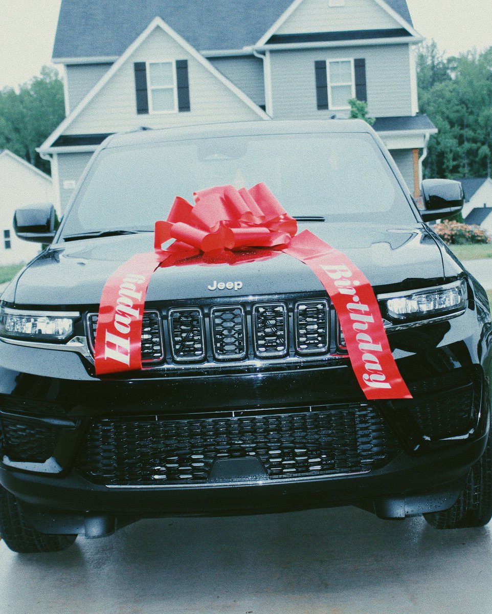 itsyaboydee HOE! tweet media