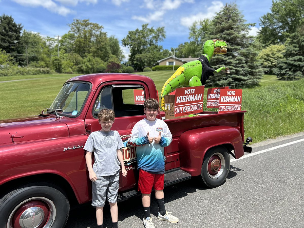 MKishman's tweet image. Paris Township Memorial Day Parade. Thank you to those who made the ultimate sacrifice for our freedom. #OH50