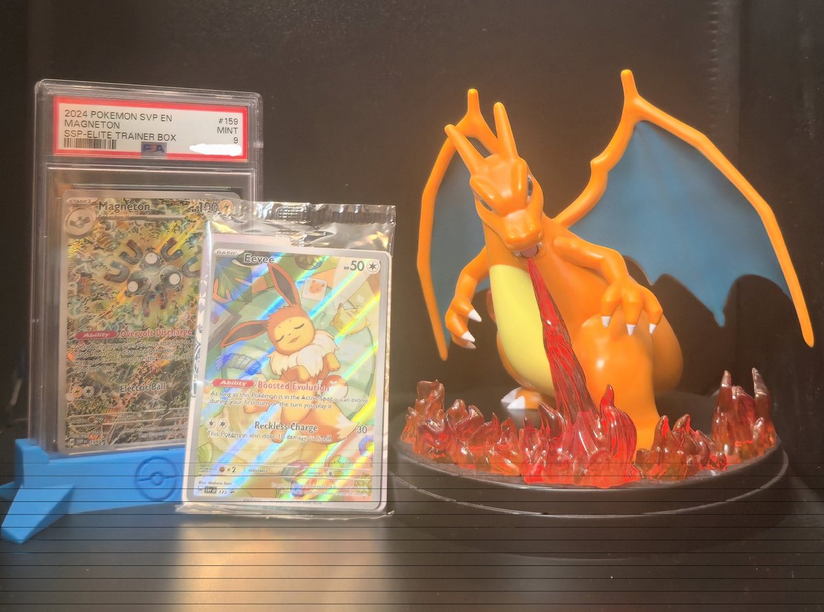 💥💥GIVEAWAY💥💥

Happy Memorial Day! 

Rules:
1. Like 👍
2. Repost 🔁
3. Follow <a href="/BrandonCollect/">Brandon</a> 🙋‍♂️

1 winner will get a PSA 9 Sugring Sparks Magneton Promo, a Sealed Prismatic Evolutions Eevee Promo, and a Charizard statue. 

1 winner randomly drawn FRIDAY 5/30.

Good luck!!🧡
