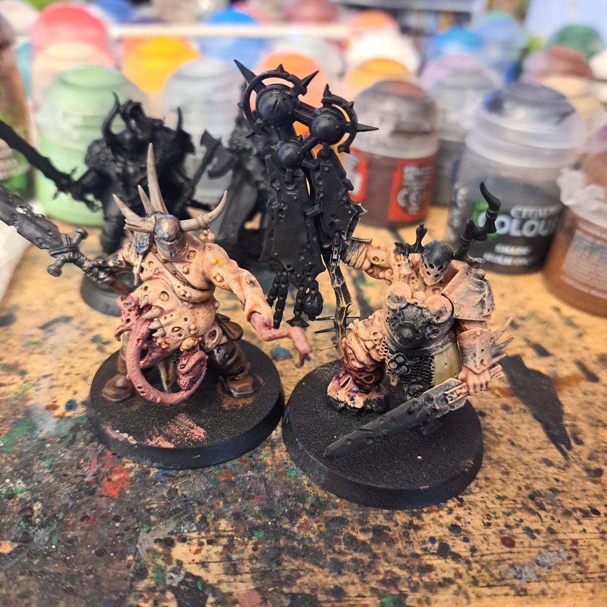 Grief_Designs's tweet photo. @TheBrushSmith Trying to find some motivation for painting, here's my maggotkins of nurgle https://t.co/sie7U8UFzD