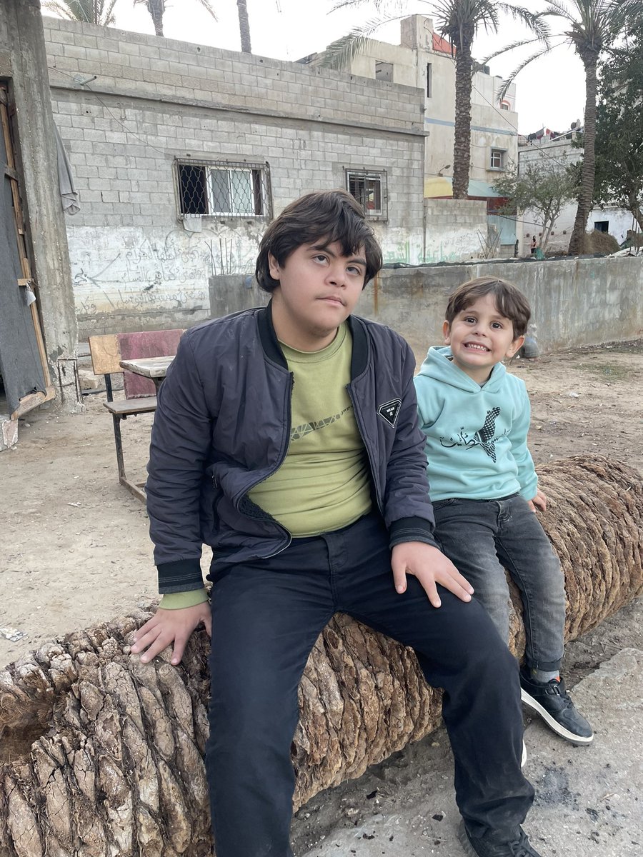 AseelZaanin's tweet photo. I hope I can see Yazan &amp; Fadi one day in a good life full of peace, safety, and everything they wish for 💔🙏🏻
If you consider our children as your own and that they have the right to live a decent life, contribute to bringing joy to their hearts 🙏🏻

Rtw👇🏻

https://t.co/lSfSGXW1FR https://t.co/y0k605OnjG
