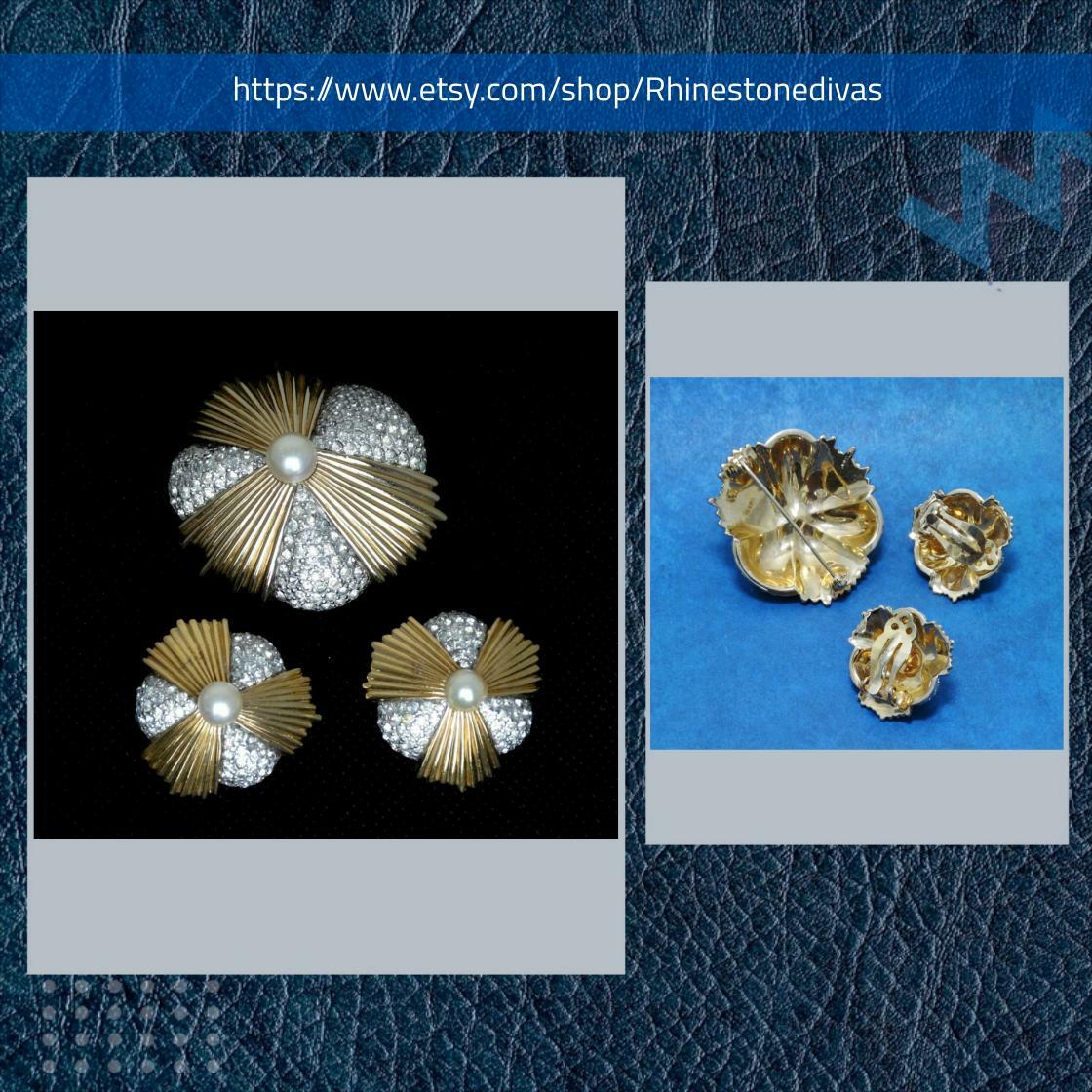 Rhinestonediva's tweet photo. Look at this Vintage Early Signed JOMAZ Rhinestone Brooch & Earrings Demi-Parure - Stunning Joseph Mazer!
#parure #diamond Buy here: https://t.co/mHuIyqHyVF https://t.co/9ggjPVinDn