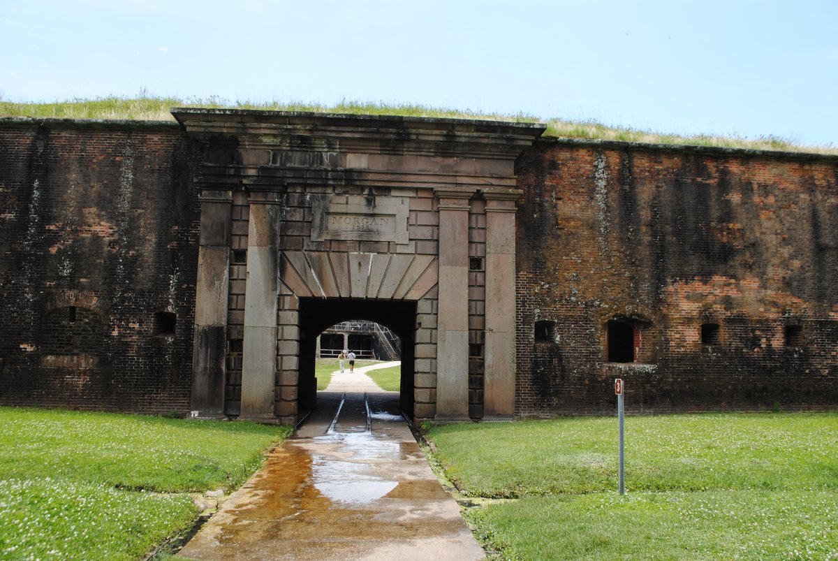 EastsideWT's tweet photo. Entrance.  Fort Morgan, Alabama https://t.co/AcCmjW2LCt