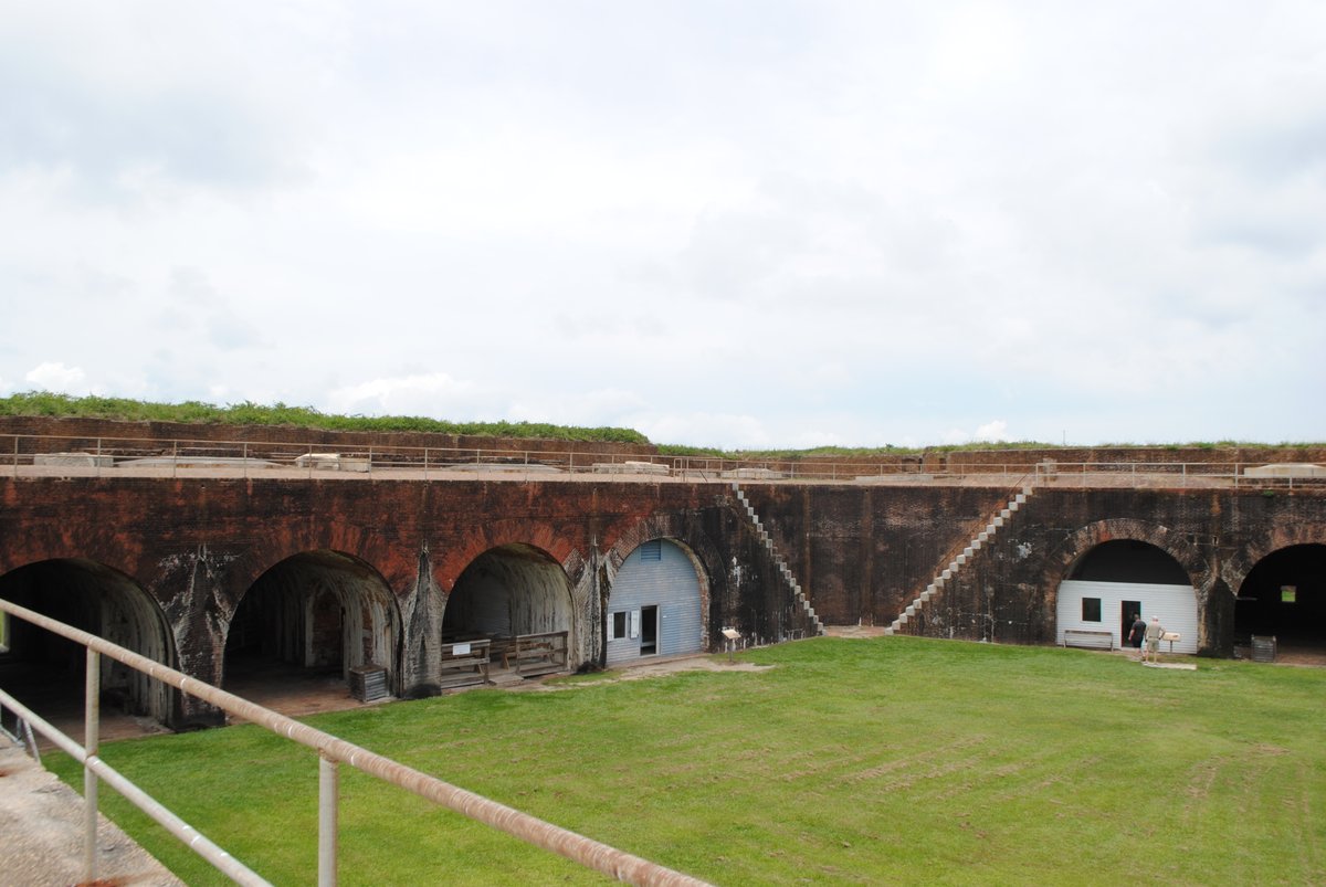 EastsideWT's tweet photo. Interior, Fort Morgan, Alabama https://t.co/2YNUp9tV3o