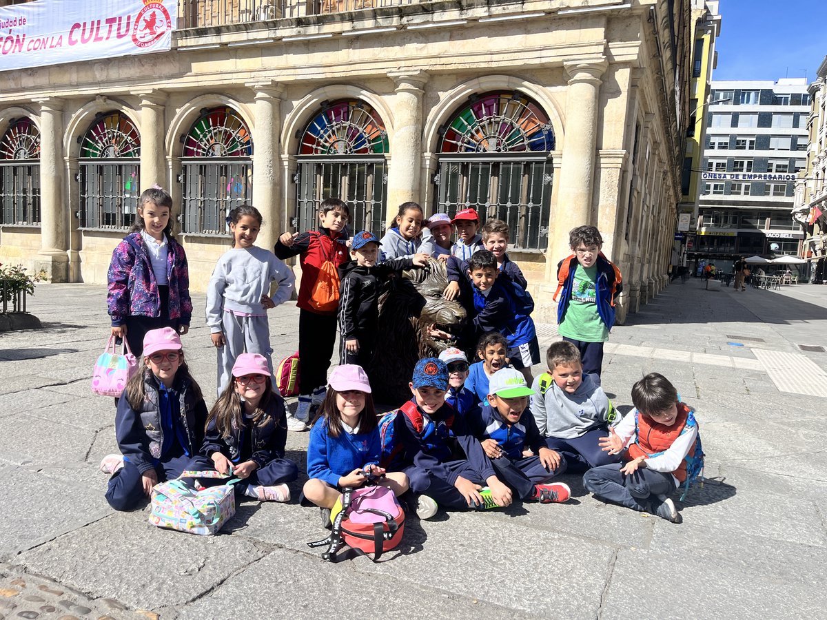 ChampaLeon's tweet photo. Los alumnos de 3º Infantil, 1º y 2º Primaria estuvieron en cuentacuentos “La vida de la vida. Aliméntame”, un cuento creado por Ana Barrios Camponovo para la Asociación AFEBAC.

GALERÍA DE IMÁGENES: https://t.co/BeBtpNeYCG https://t.co/ybYnZzmlUl