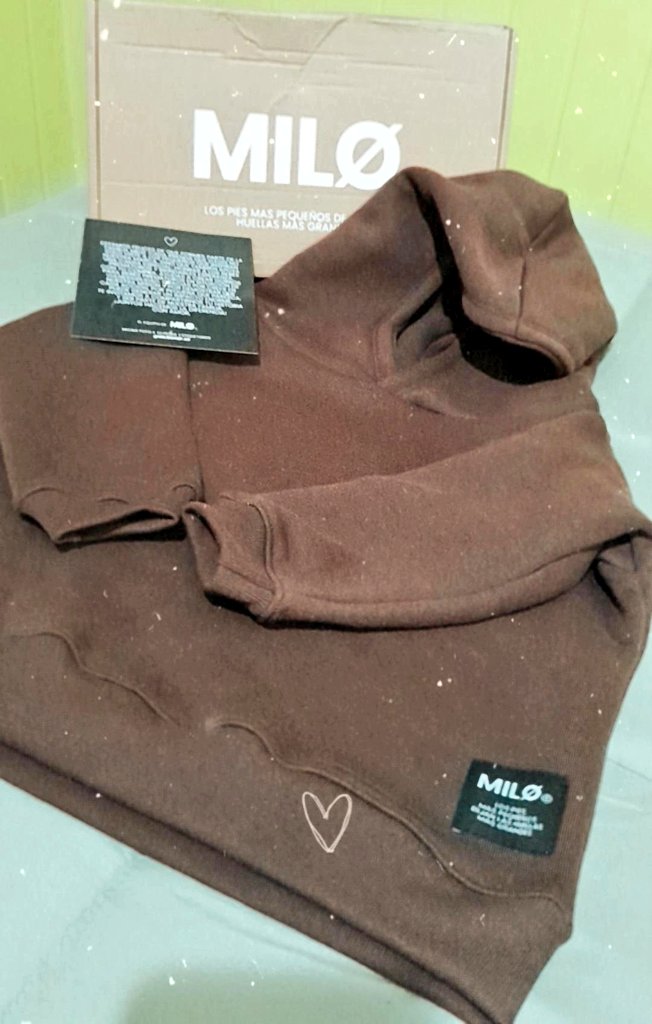 amorporvys's tweet photo. Amo la nueva colección.
Amo los colores.
Amo las texturas.
Amo la calidad del producto.
Amo el perfume que trae.
Amo todo lo que tenga que ver con  #MiloShop 🤍.
Amo el fin del proyecto de @valenysofiok .
Les recomiendo todo lo que está en la tienda 👇 
https://t.co/Tab1ubqzVc  ! https://t.co/5OmAhmjHvq