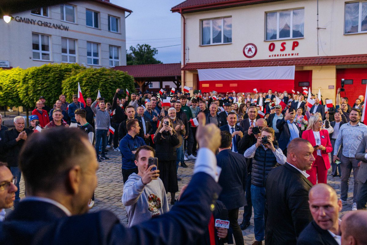 Karol Nawrocki tweet media