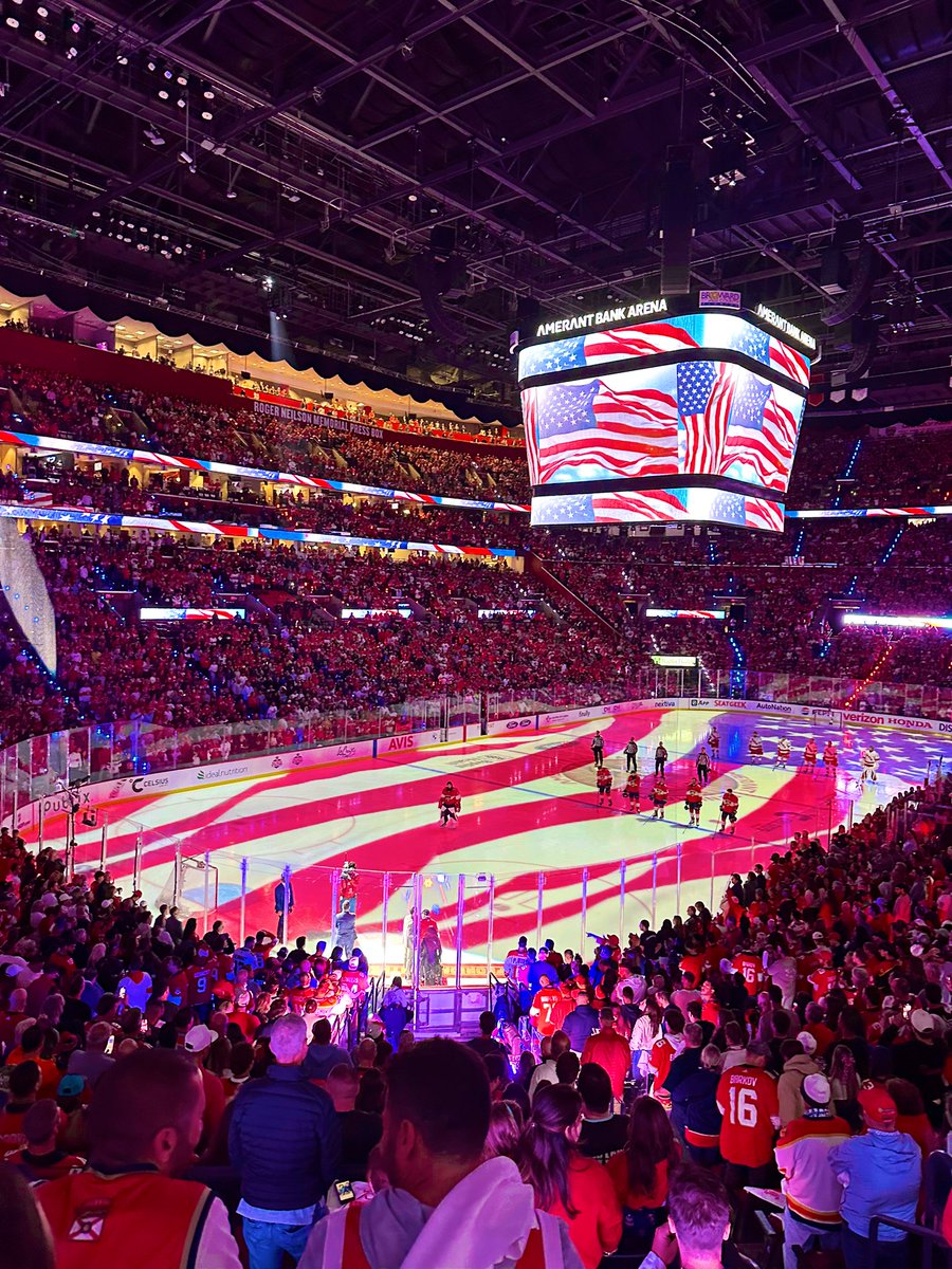 MikeViti's tweet image. Awesome to cheer on fellow West Point Brothers with The Brotherhood! Go @FlaPanthers