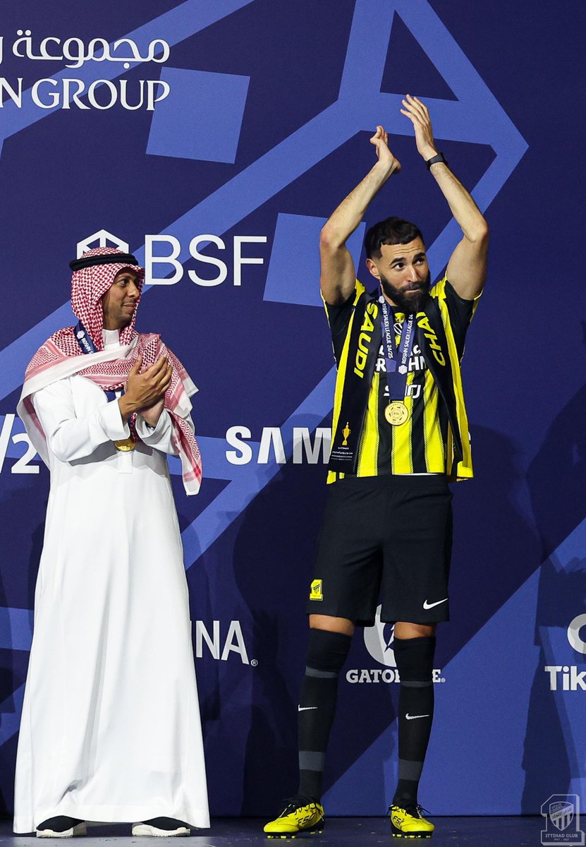 🏅مُستحقة يا كريم .. مُستحقة يا أسطورة