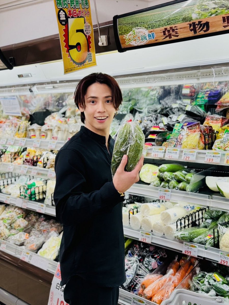 GL16_TRB's tweet photo. 本日は神谷皇帝の生誕記念日！
おめでとうございます🎉

#ハイサイかるた 撮影から1年以上が経ちましたが、沖縄ロケで見せてくれたとびきりの笑顔はGL-16プロジェクトの宝物です😆

これからも健太さんが大切にしている #いちゃりばちょーでー 精神で30代を爆進してください👊✨

#神谷健太
#HappyBirthdayKENTA
#THERAMPAGE
@therampagefext