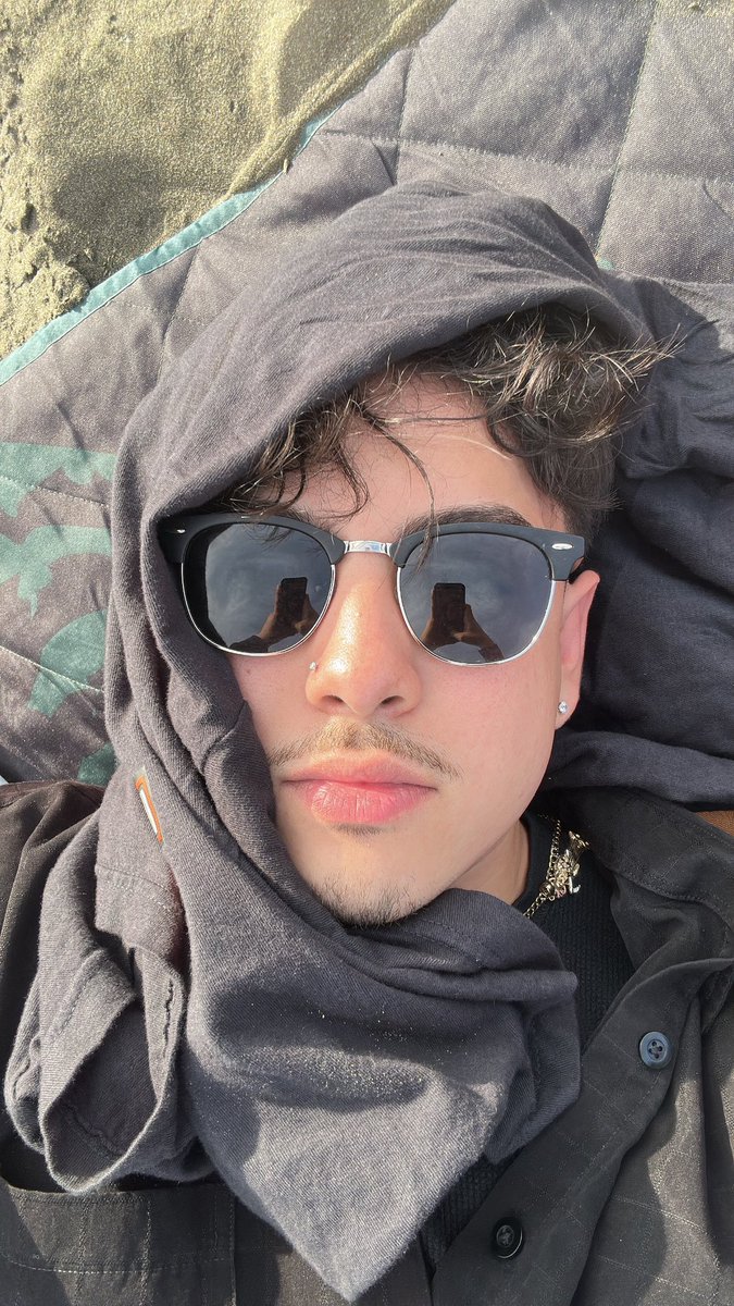 Beach day!!! (Don’t worry about my necklace)