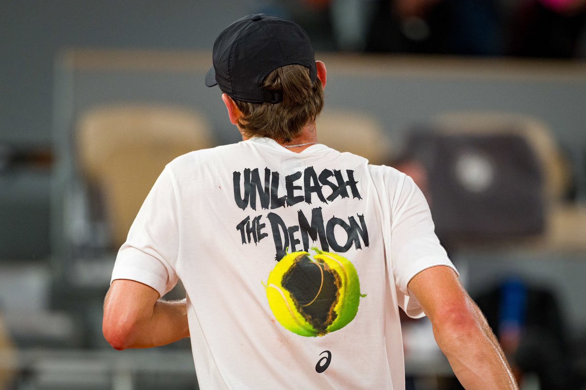 alex de - minaur tweet media