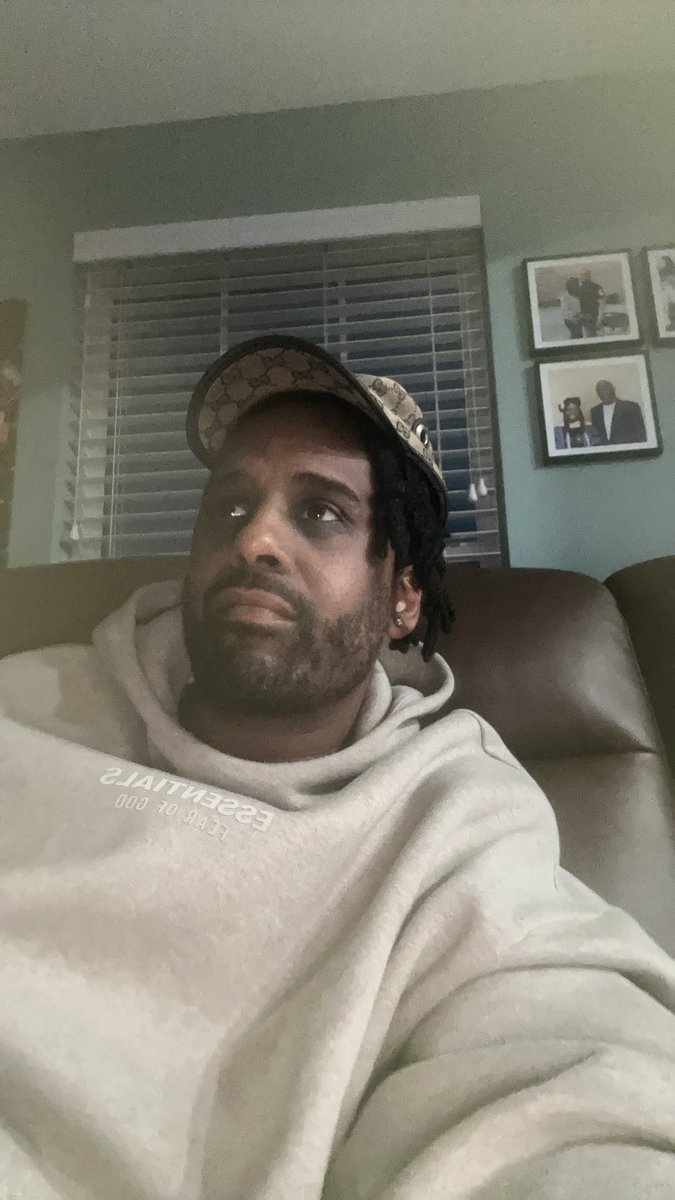 DJEC79's tweet photo. What up X ? https://t.co/xb19HGV90b