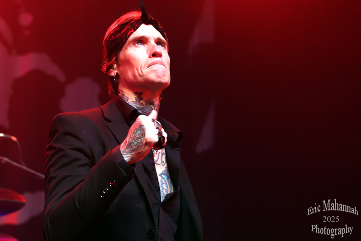 EricMahannah's tweet photo. Buckcherry @ MTelus

https://t.co/nDDfrIDiWu

@Buckcherry @mtelusmontreal @v13media @evenko  @TKObooking @roundhillrecs  @heavymtl #buckcherry #rockmusic #concert #concertphotography #concertphotographer #musicphotography #music #livemusic #light #guitars #rocknroll #heavymetal https://t.co/PCBu97tqwv